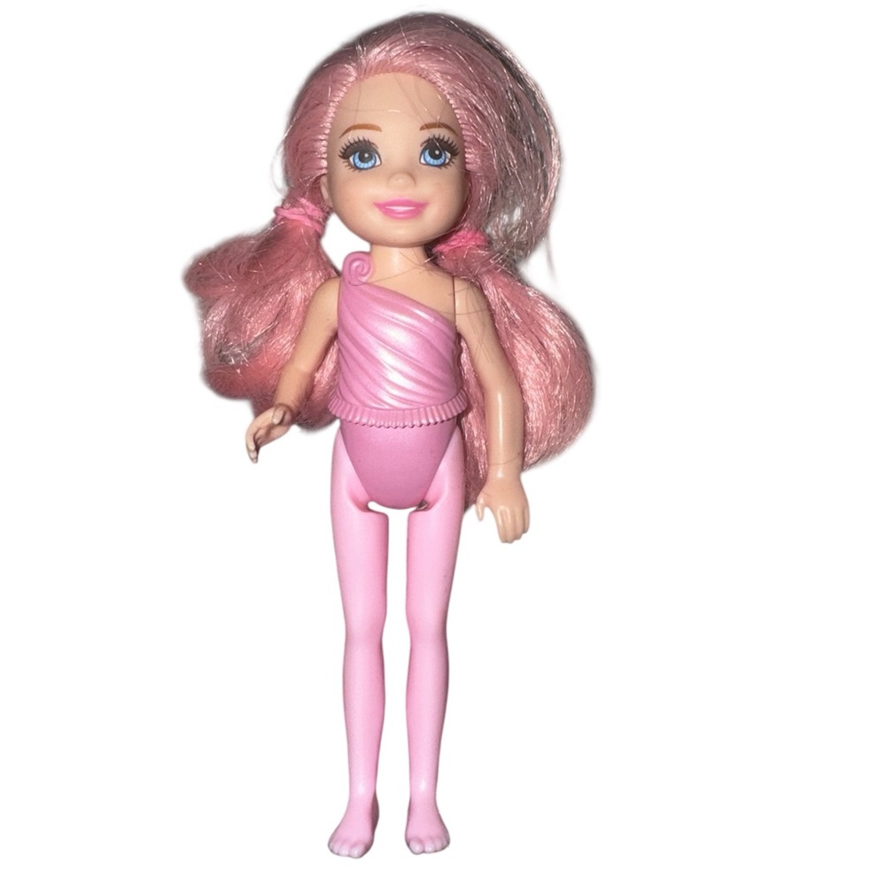 Mattel 2016 Barbie Dreamtopia Sweetville Chelsea Cupcake Fairy Doll